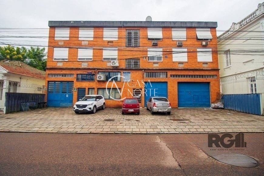 Pavilhão à venda , 675m², 3 vagas, Rua Álvaro Chaves no bairro Floresta em Porto Alegre