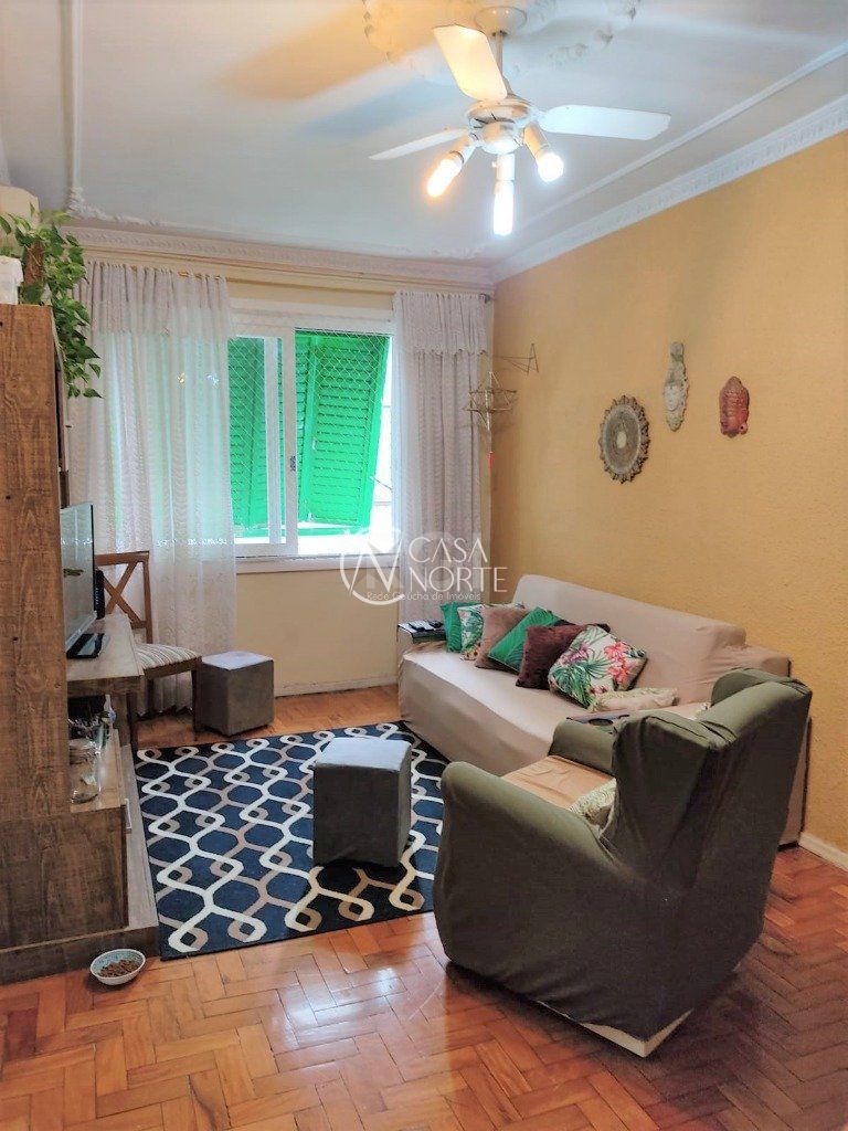 Apartamento à venda com 3 quartos, 79m², Avenida Assis Brasil no bairro Passo da Areia em Porto Alegre