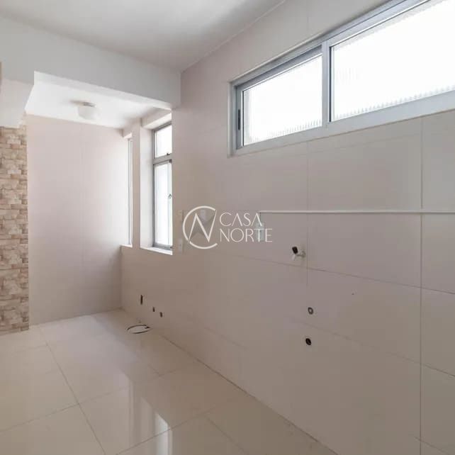 Apartamento à venda com 2 quartos, 65m², Rua Coronel Jaime da Costa Pereira no bairro Partenon em Porto Alegre