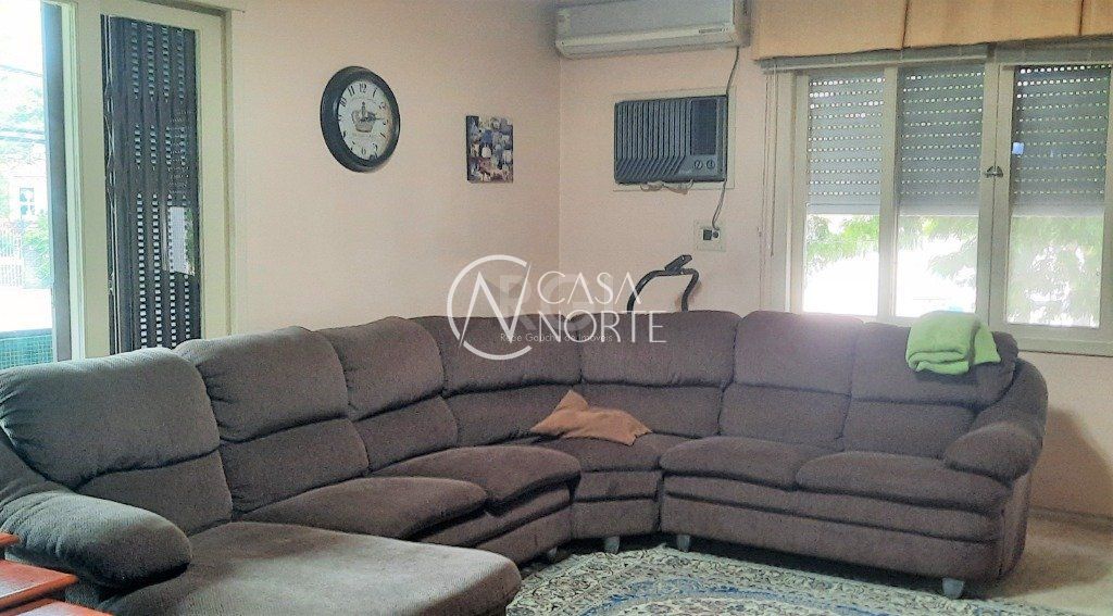 Apartamento à venda com 3 quartos, 192m², 1 suíte, 2 vagas, Avenida Carlos Gomes no bairro Petrópolis em Porto Alegre