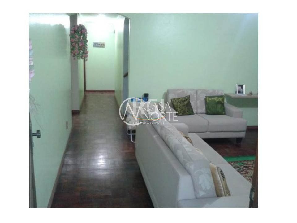 Casa à venda com 2 quartos, 634m², 1 suíte, 3 vagas, Rua Tangara no bairro Lomba do Pinheiro em Porto Alegre