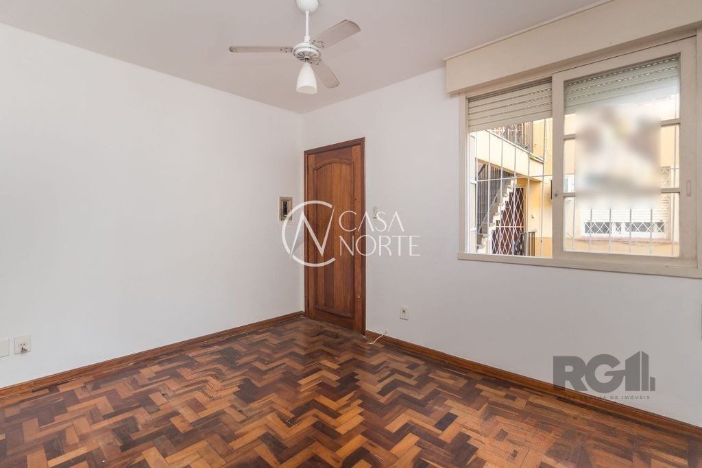 Apartamento à venda com 3 quartos, 66m², 1 vaga, Rua Carlos Ferreira no bairro Teresópolis em Porto Alegre