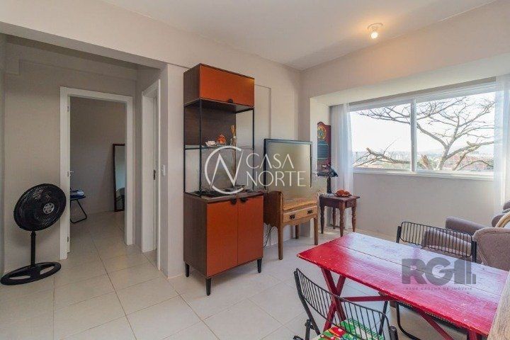 Apartamento à venda com 1 quarto, 35m², 1 vaga, Rua Fagundes Varela no bairro Santo Antônio em Porto Alegre