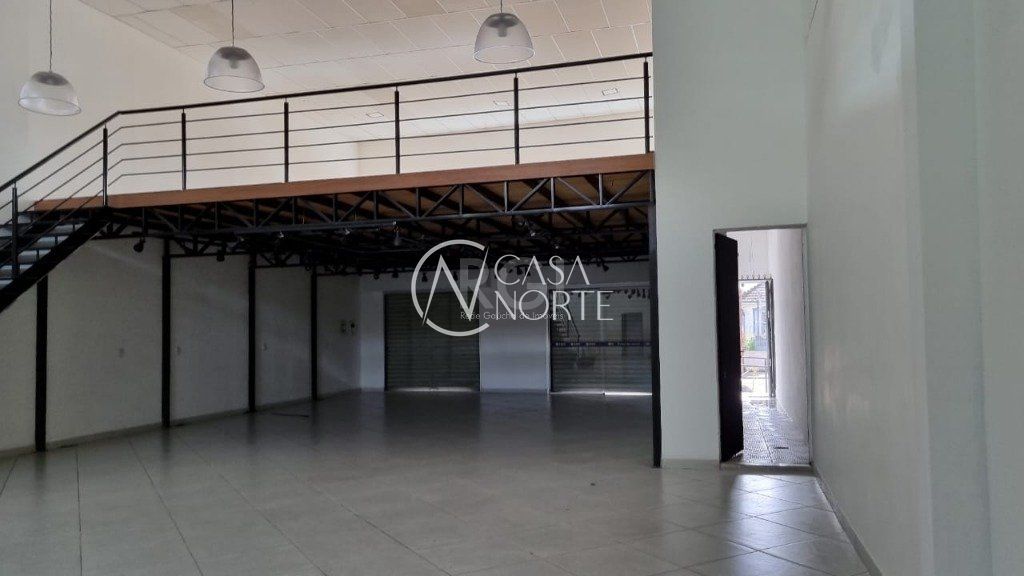 Loja à venda , 236m², Avenida Niteroi no bairro Medianeira em Porto Alegre