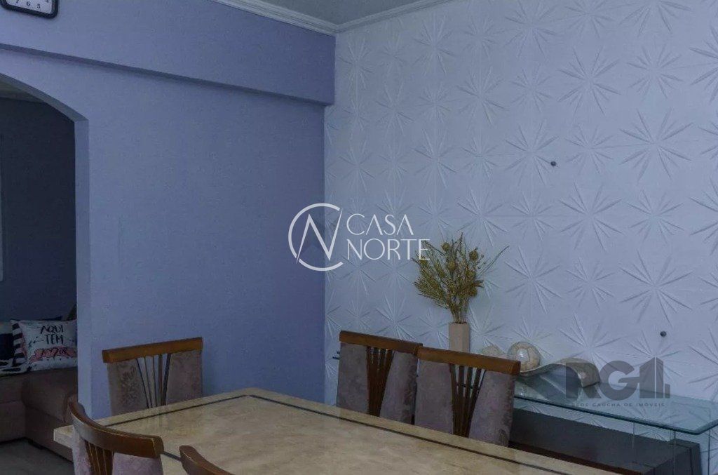 Casa à venda com 3 quartos, 164m², 1 suíte, 3 vagas, Avenida Antônio Carvalho no bairro Jardim Carvalho em Porto Alegre