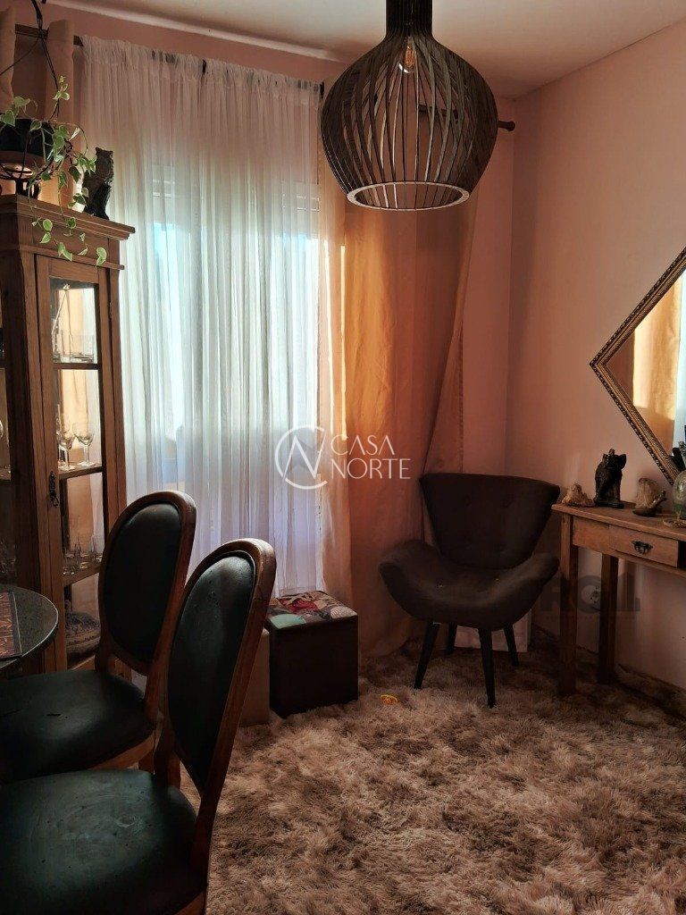 Casa de Condomínio à venda com 3 quartos, 95m², 1 suíte, 1 vaga, Avenida Orleaes no bairro Guarujá em Porto Alegre
