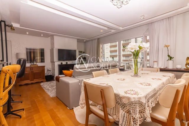Apartamento à venda com 3 quartos, 129m², 2 suítes, 2 vagas, Rua Barão do Guaíba no bairro Menino Deus em Porto Alegre