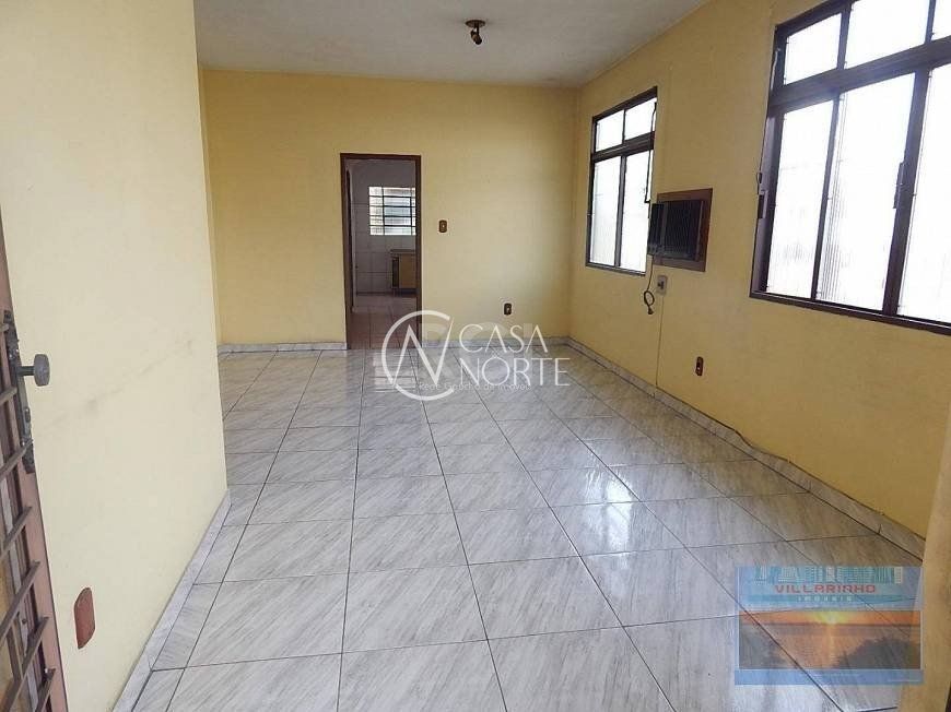 Casa à venda com 3 quartos, 120m², 5 vagas, Avenida Nonoai no bairro Nonoai em Porto Alegre