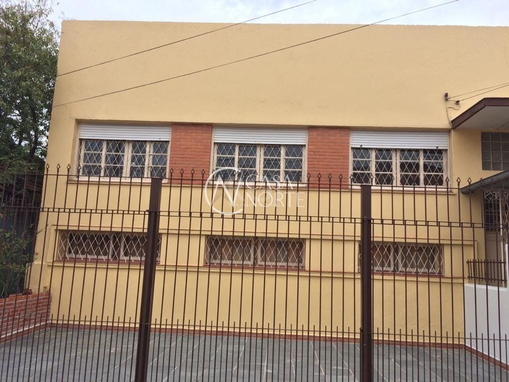 Casa à venda com 4 quartos, 233m², 5 vagas, Avenida São Borja no bairro Nonoai em Porto Alegre