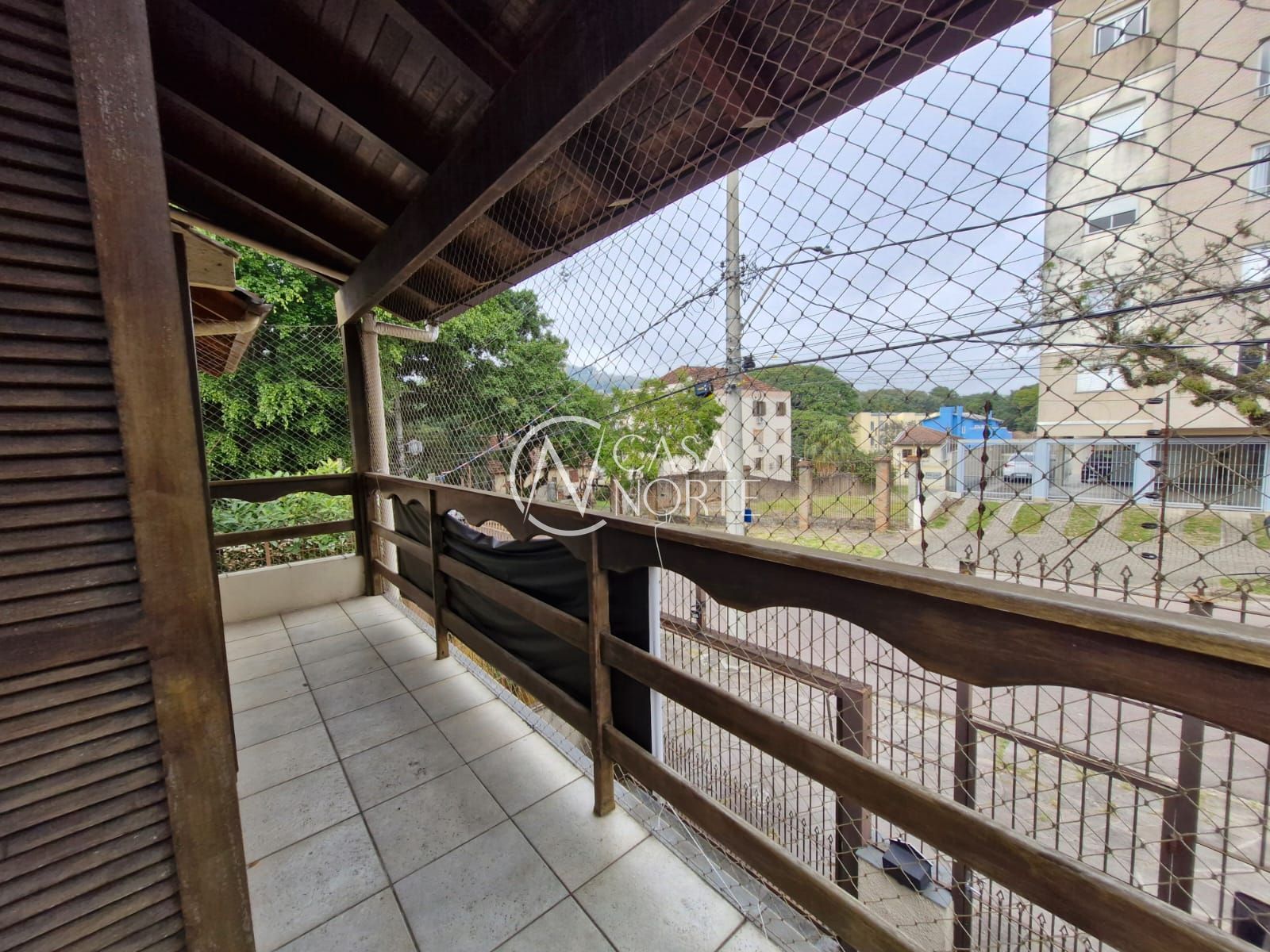Casa à venda com 3 quartos, 180m², 1 suíte, 2 vagas, Avenida Belém no bairro Teresópolis em Porto Alegre