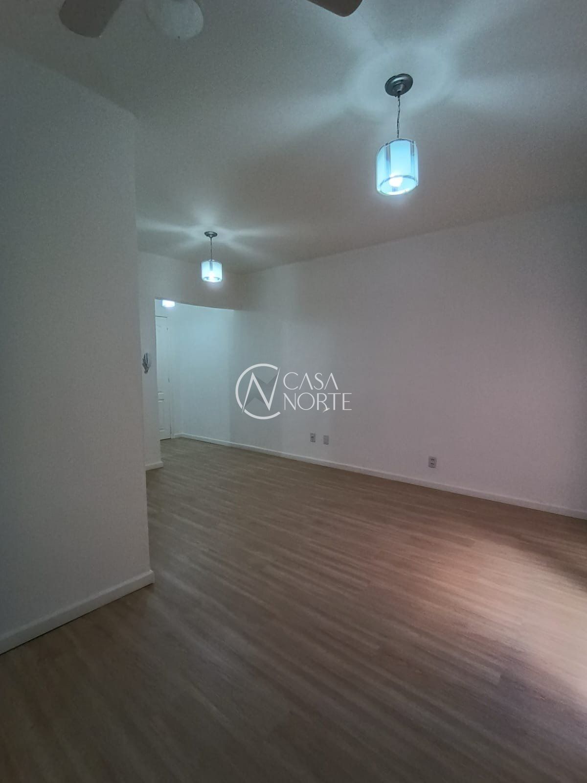 Apartamento à venda com 1 quarto, 29m², Rua José do Patrocínio no bairro Cidade Baixa em Porto Alegre