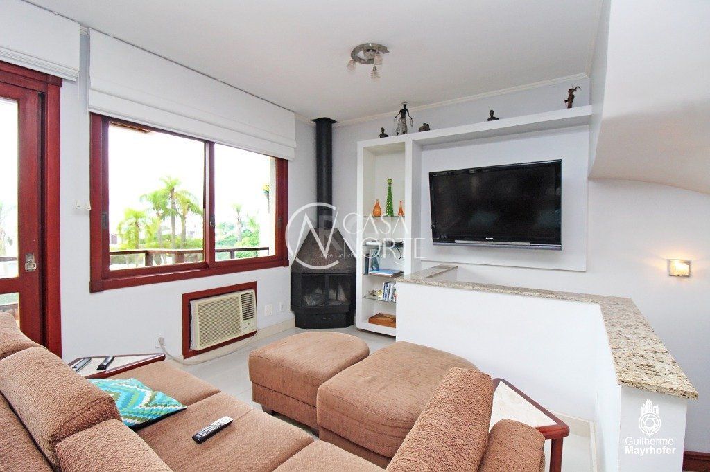 Casa de Condomínio à venda com 3 quartos, 324m², 1 suíte, 4 vagas, Rua Silveiro no bairro Menino Deus em Porto Alegre