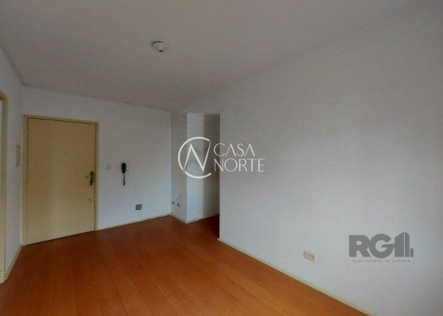 Apartamento à venda com 2 quartos, 49m², 1 vaga, Rua Joaquim de Carvalho no bairro Vila Nova em Porto Alegre