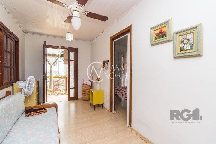 Casa à venda com 2 quartos, 132m², 1 vaga, Rua Capitão Padilha no bairro Cascata em Porto Alegre
