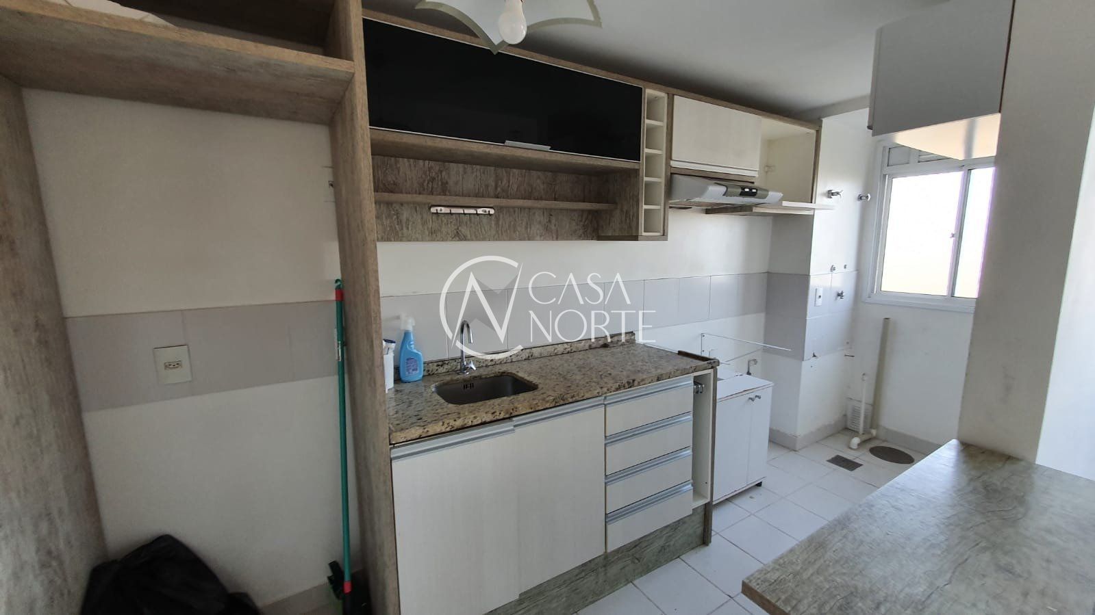 Apartamento à venda com 2 quartos, 53m², 1 vaga, Carlos Reverbel no bairro Jardim Carvalho em Porto Alegre