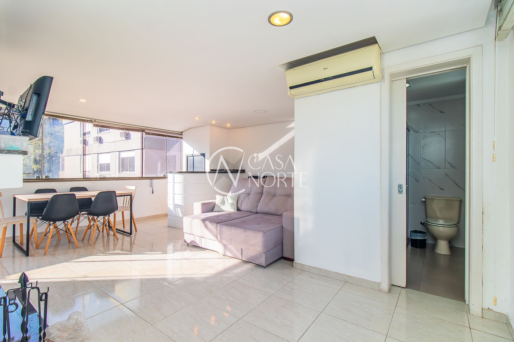 Apartamento à venda com 2 quartos, 86m², 1 suíte, 1 vaga, Rua Anita Garibaldi no bairro Mont Serrat em Porto Alegre