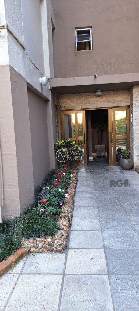 Apartamento à venda com 2 quartos, 57m², 1 vaga, Avenida Professor Oscar Pereira no bairro Azenha em Porto Alegre