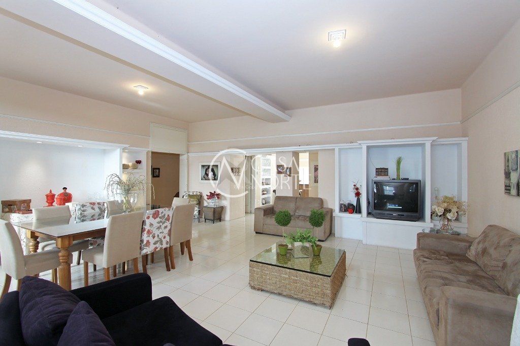 Apartamento à venda com 3 quartos, 200m², Avenida Borges de Medeiros no bairro Centro Histórico em Porto Alegre