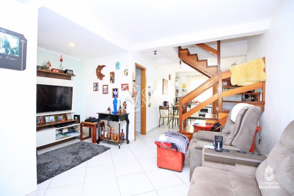 Casa de Condomínio à venda com 2 quartos, 101m², 2 vagas, Acesso Doutor Marino dos Santos no bairro Ipanema em Porto Alegre