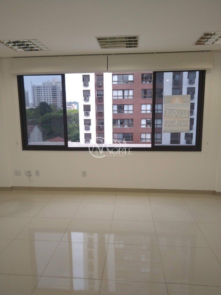 Sala Comercial à venda , 28m², Avenida Getúlio Vargas no bairro Menino Deus em Porto Alegre