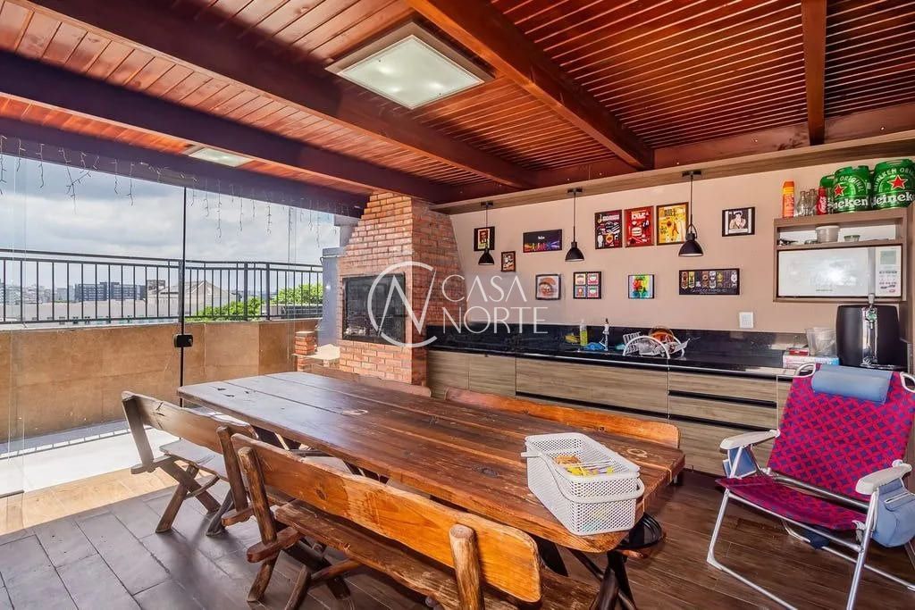 Cobertura à venda com 3 quartos, 251m², 1 suíte, 2 vagas, Travessa Marechal Bormann no bairro Teresópolis em Porto Alegre