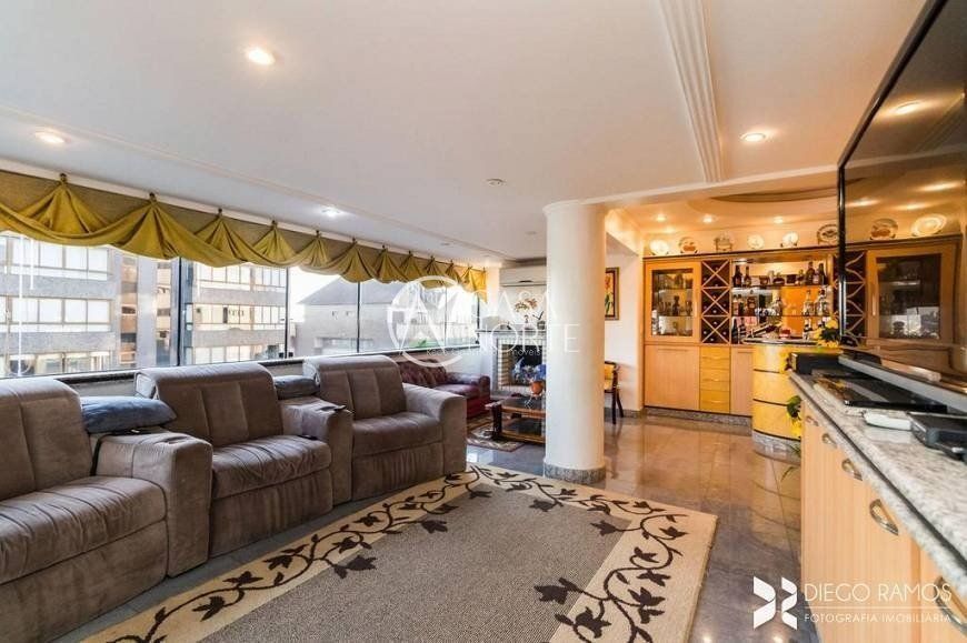 Cobertura à venda com 3 quartos, 264m², 1 suíte, 3 vagas, Rua Maestro Salvador Campanella no bairro Jardim Itu em Porto Alegre