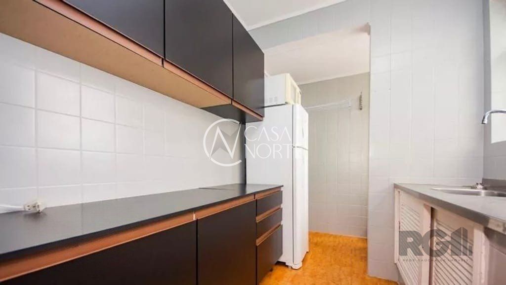 Apartamento à venda com 2 quartos, 55m², 1 suíte, Rua Ramiro Barcelos no bairro Bom Fim em Porto Alegre