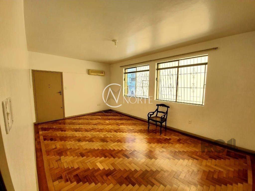 Apartamento à venda com 5 quartos, 135m², Avenida Alberto Bins no bairro Floresta em Porto Alegre
