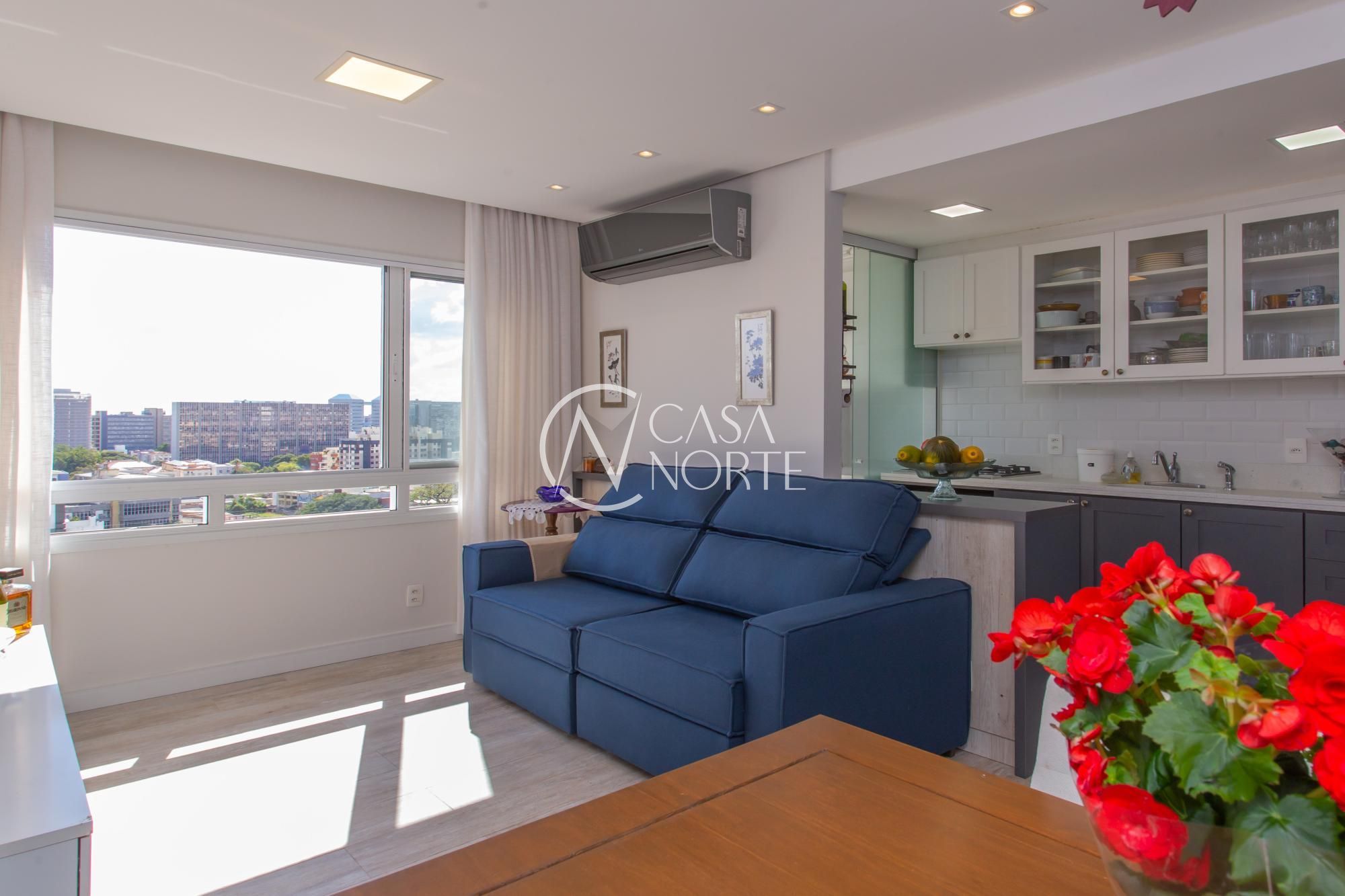 Apartamento à venda com 2 quartos, 55m², 1 suíte, 1 vaga, Rua Coronel André Belo no bairro Menino Deus em Porto Alegre