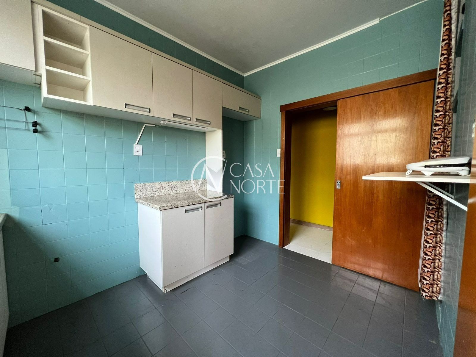 Apartamento à venda com 3 quartos, 112m², 1 vaga, Rua Coronel Paulino Teixeira no bairro Rio Branco em Porto Alegre