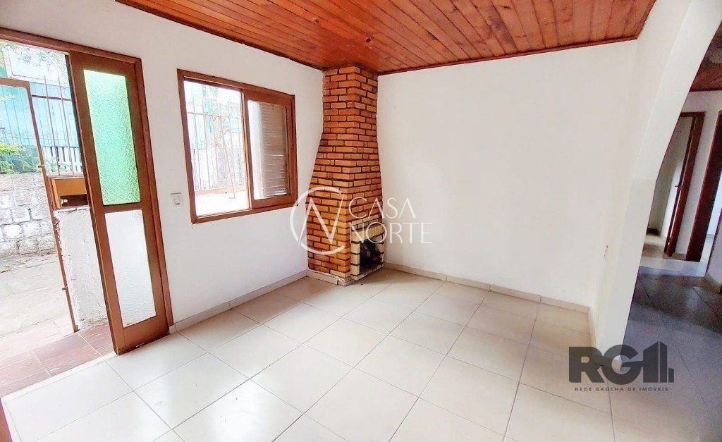 Casa à venda com 3 quartos, 112m², 2 vagas, Avenida Jacuí no bairro Cristal em Porto Alegre