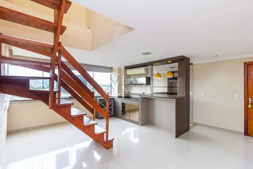 Cobertura à venda com 2 quartos, 124m², 1 vaga, Avenida Jacuí no bairro Cristal em Porto Alegre