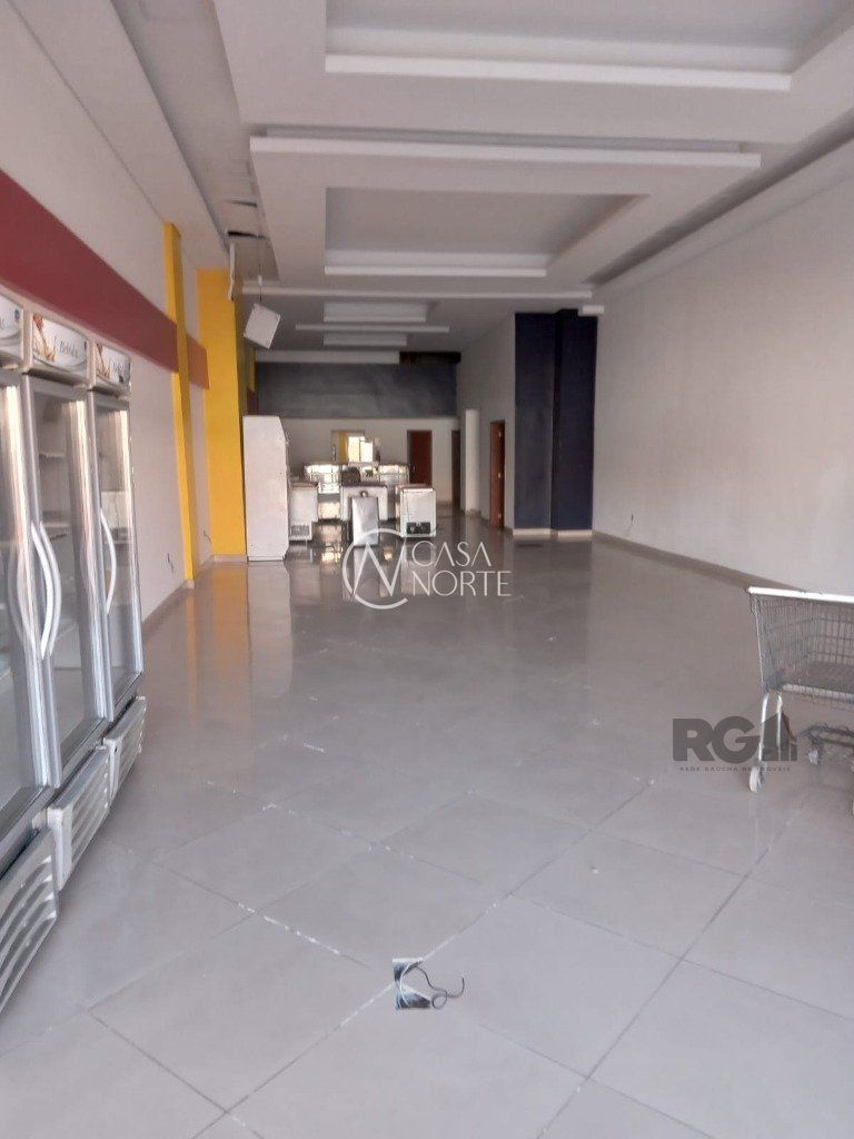 Casa Comercial à venda , 803m², Rua Coronel Neves no bairro Medianeira em Porto Alegre