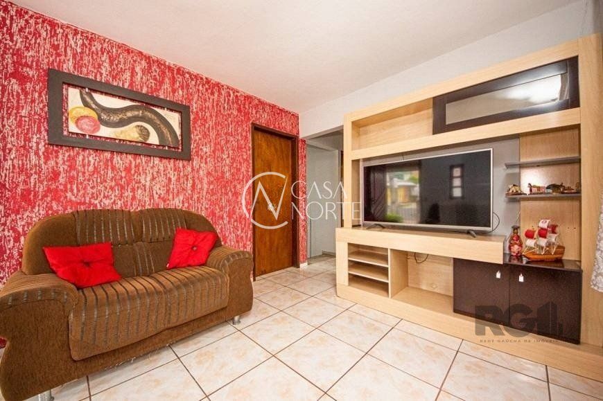 Casa à venda com 3 quartos, 158m², 3 vagas, Avenida Gomes de Carvalho no bairro Passo das Pedras em Porto Alegre