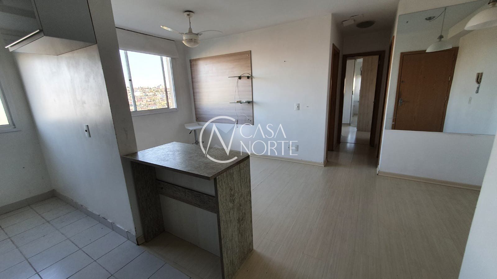 Apartamento à venda com 2 quartos, 53m², 1 vaga, Carlos Reverbel no bairro Jardim Carvalho em Porto Alegre