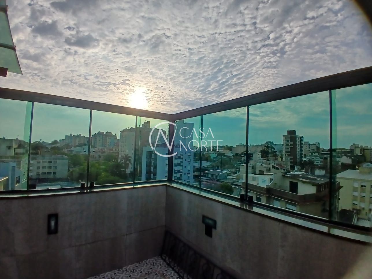 Cobertura à venda com 3 quartos, 156m², 1 suíte, 2 vagas, Rua Domingos Rubbo no bairro Jardim Lindóia em Porto Alegre