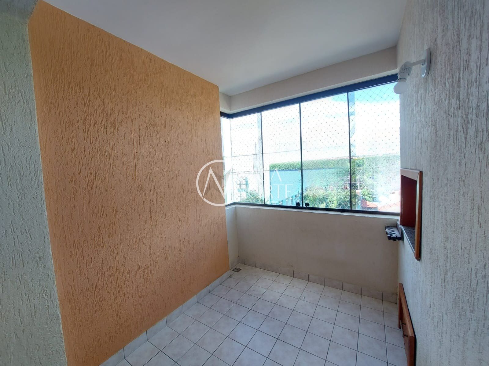 Apartamento à venda com 3 quartos, 72m², 1 suíte, 1 vaga, Rua Professor Cristiano Fischer no bairro Jardim do Salso em Porto Alegre