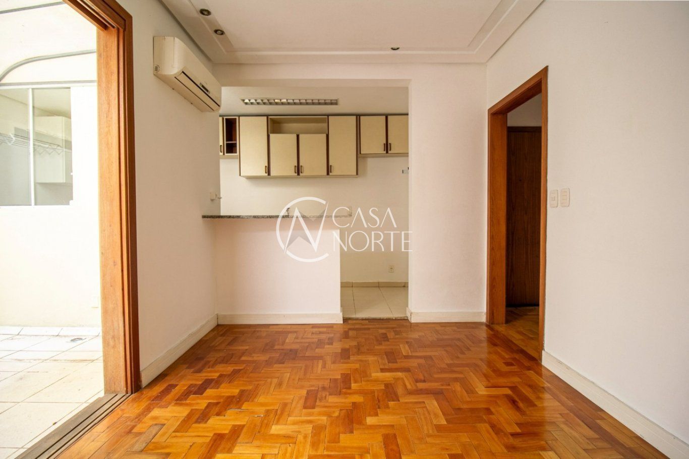 Apartamento à venda com 1 quarto, 45m², Rua Garibaldi no bairro Independência em Porto Alegre