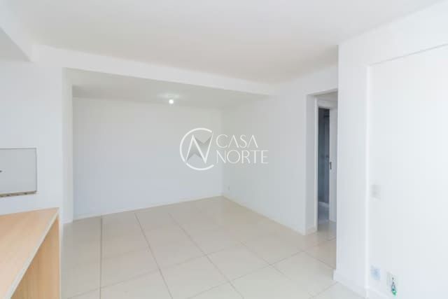 Apartamento à venda com 2 quartos, 67m², 1 suíte, 1 vaga, Avenida Polônia no bairro São Geraldo em Porto Alegre