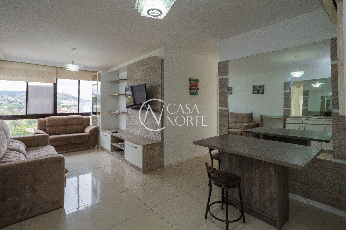 Apartamento à venda com 3 quartos, 79m², 1 suíte, 1 vaga, Avenida Ipiranga no bairro Jardim Botânico em Porto Alegre