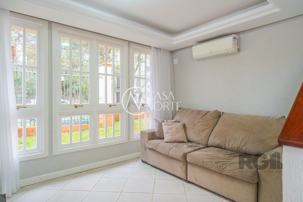 Casa de Condomínio à venda com 3 quartos, 127m², 1 suíte, 1 vaga, Rua Sepé Tiaraju no bairro Teresópolis em Porto Alegre