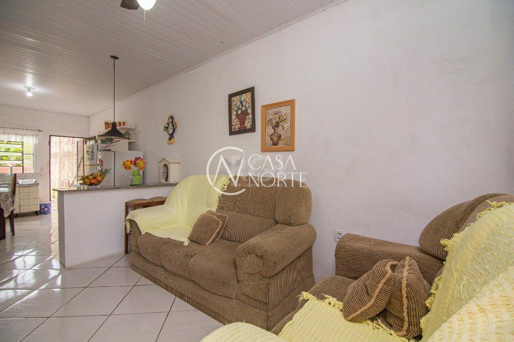 Casa à venda com 2 quartos, 10m², 2 vagas, Rua da Fonte no bairro Bom Jesus em Porto Alegre