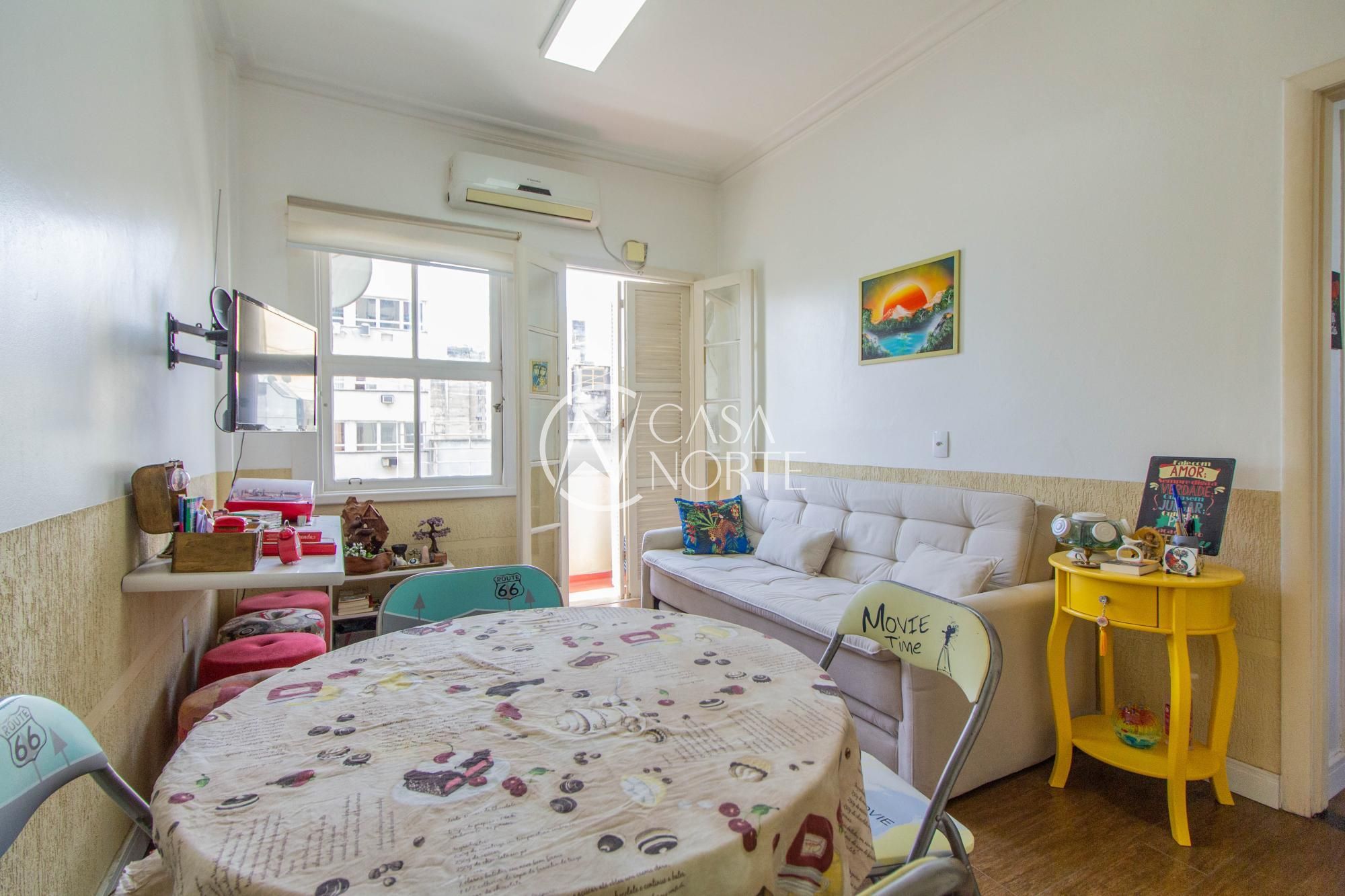 Apartamento à venda com 1 quarto, 37m², Avenida Senador Salgado Filho no bairro Centro Histórico em Porto Alegre