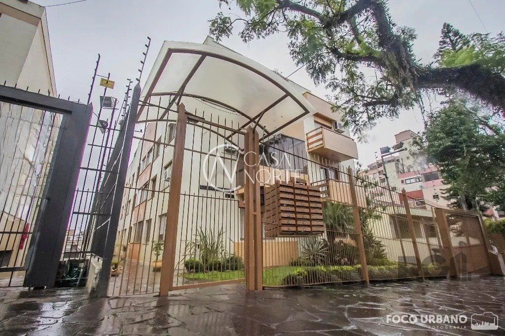 Apartamento à venda com 2 quartos, 58m², 1 vaga, Rua Alberto Silva no bairro Vila Ipiranga em Porto Alegre