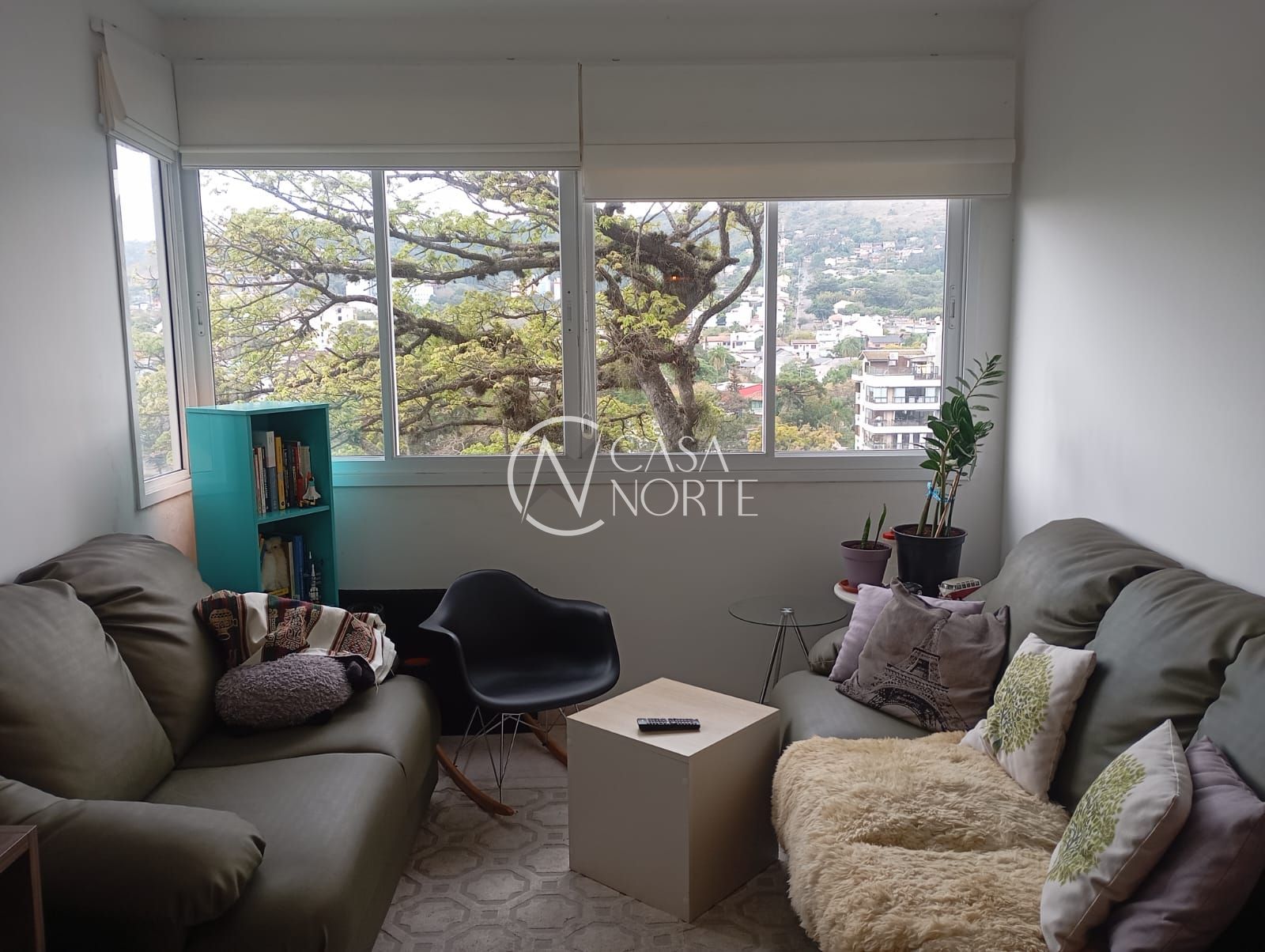 Apartamento à venda com 1 quarto, 49m², 1 vaga, Rua Dário Totta no bairro Teresópolis em Porto Alegre