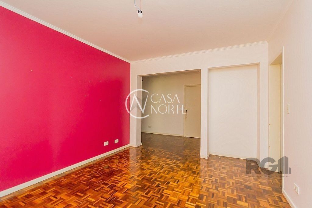 Apartamento à venda com 3 quartos, 97m², 1 vaga, Avenida Getúlio Vargas no bairro Menino Deus em Porto Alegre