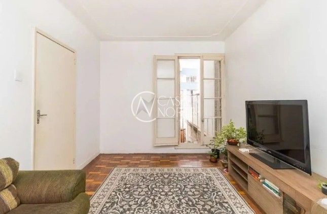 Apartamento à venda com 3 quartos, 99m², 1 suíte, Rua Santo Antônio no bairro Bom Fim em Porto Alegre