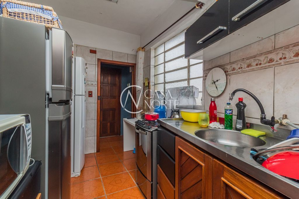 Apartamento à venda com 2 quartos, 68m², Rua São Carlos no bairro Floresta em Porto Alegre