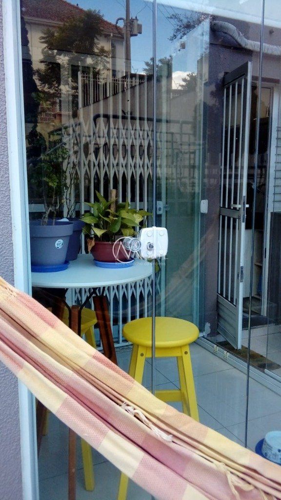 Apartamento à venda com 2 quartos, 52m², 1 suíte, 1 vaga, Avenida Arnaldo Bohrer no bairro Teresópolis em Porto Alegre