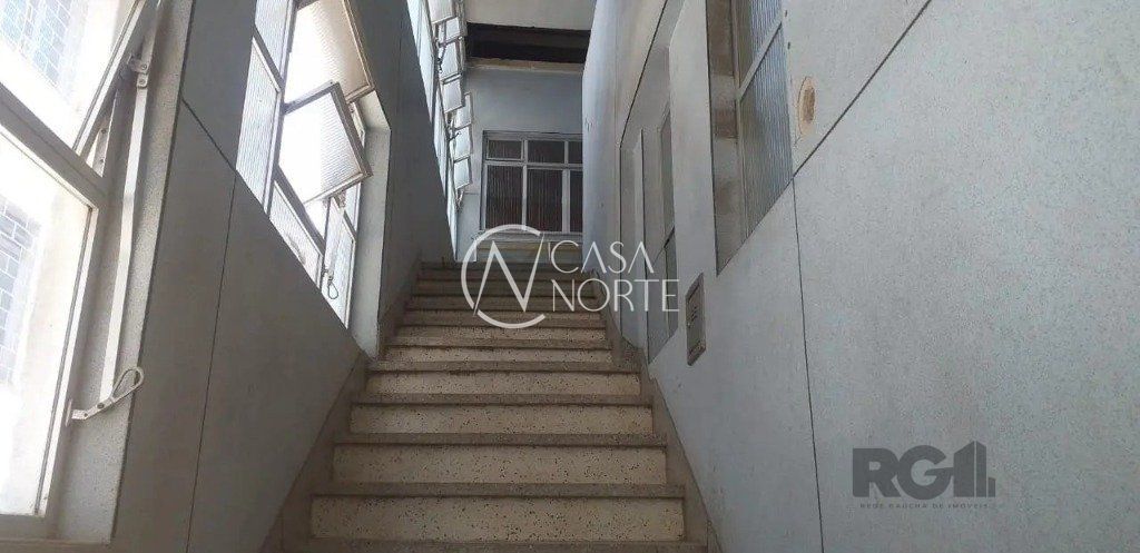 Prédio Comercial à venda , 800m², Rua Dona Veva no bairro Coronel Aparício Borges em Porto Alegre